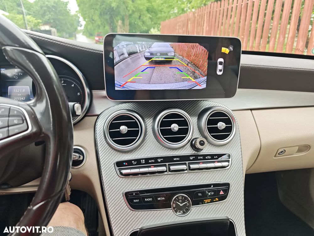 Mercedes-Benz C 220 d 4Matic 9G-TRONIC Exclusive - 12