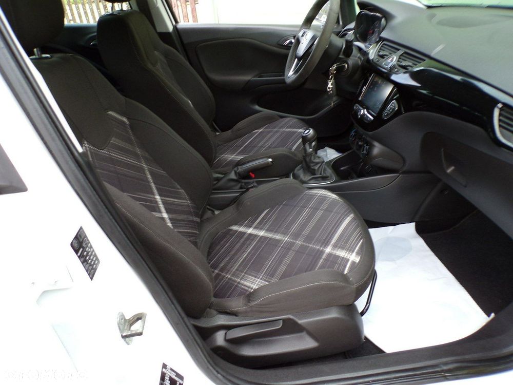 Opel Corsa - 32