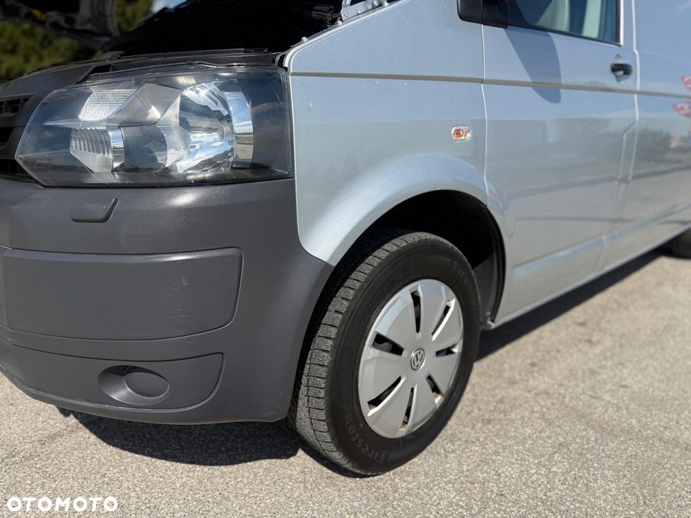 Volkswagen Transporter - 12