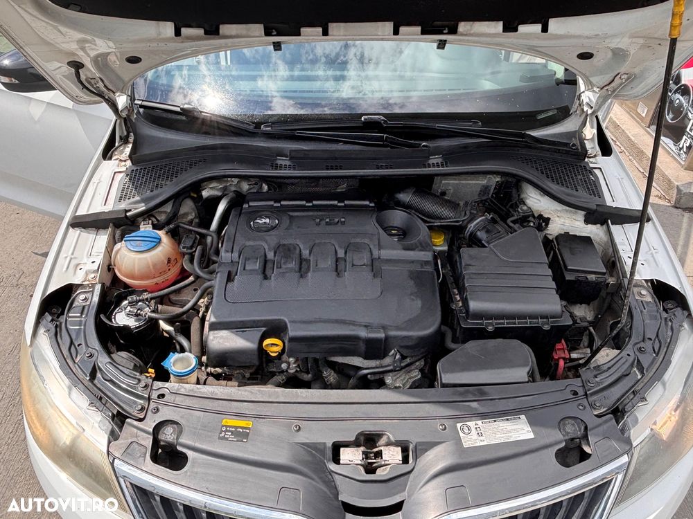 Skoda RAPID 1.6 TDI Ambition - 17