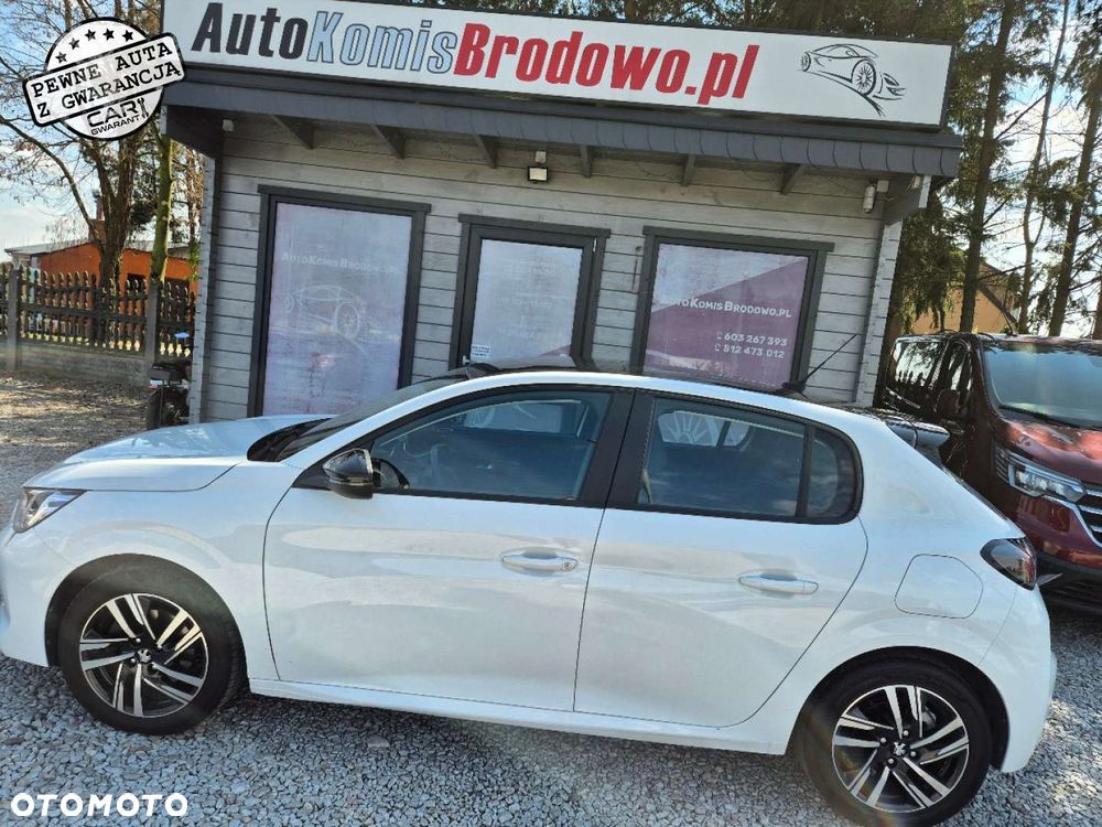 Peugeot 208 - 11