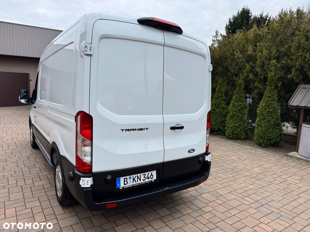 Ford Transit - 12