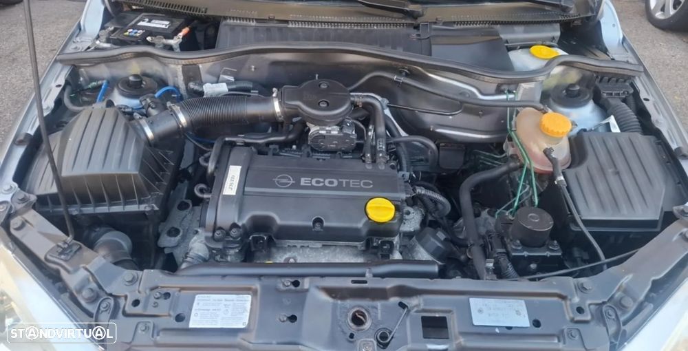 Opel Corsa 1.2 16V Confort - 17