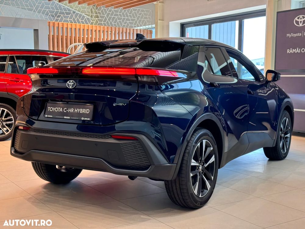 TOYOTA C-HR 2026 — imagine 7