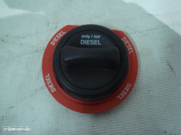 Tampão Deposito Combustível Mercedes-Benz C-Class T-Model (S203) - 1