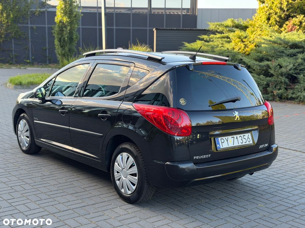 Peugeot 207 - 3