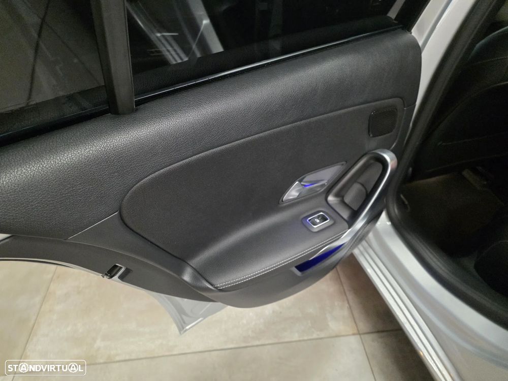 Mercedes-Benz A 180 d 7G-DCT Progressive - 35