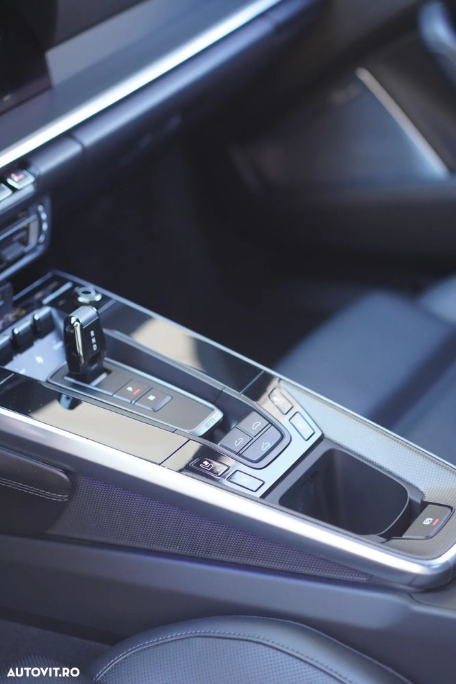 Porsche 911-TURBO-S - 27