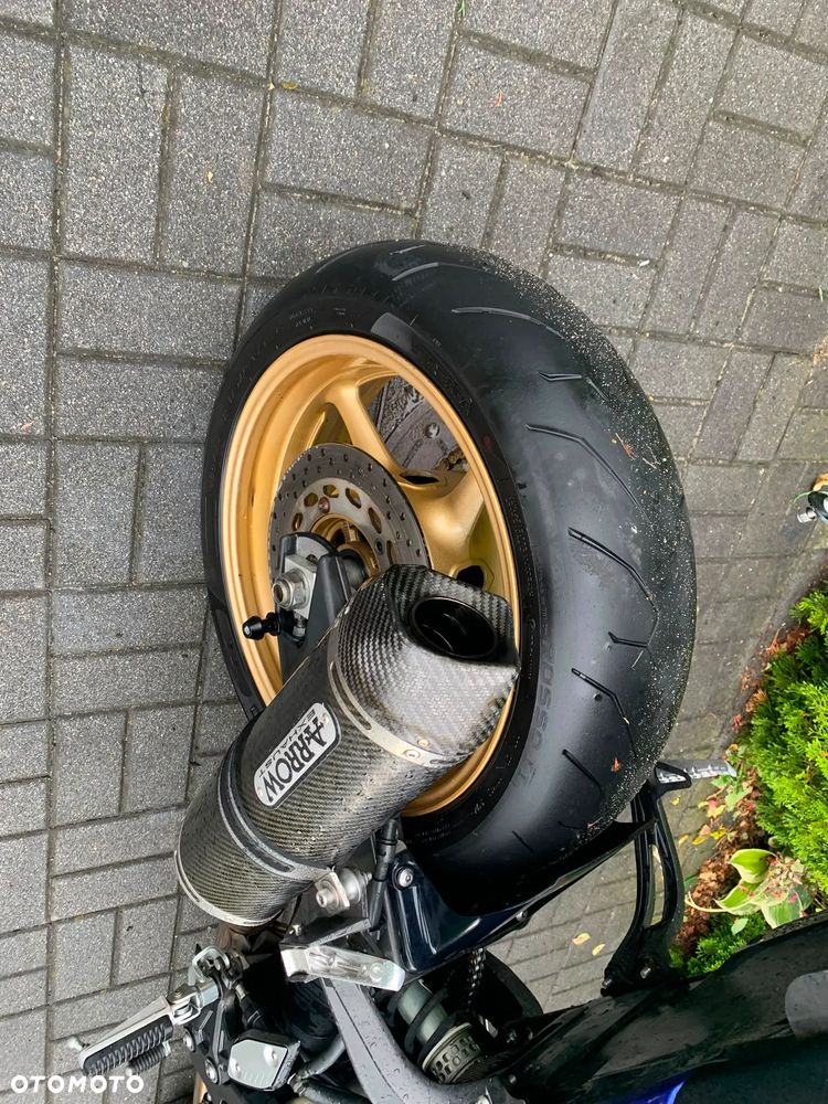Yamaha YZF - 3