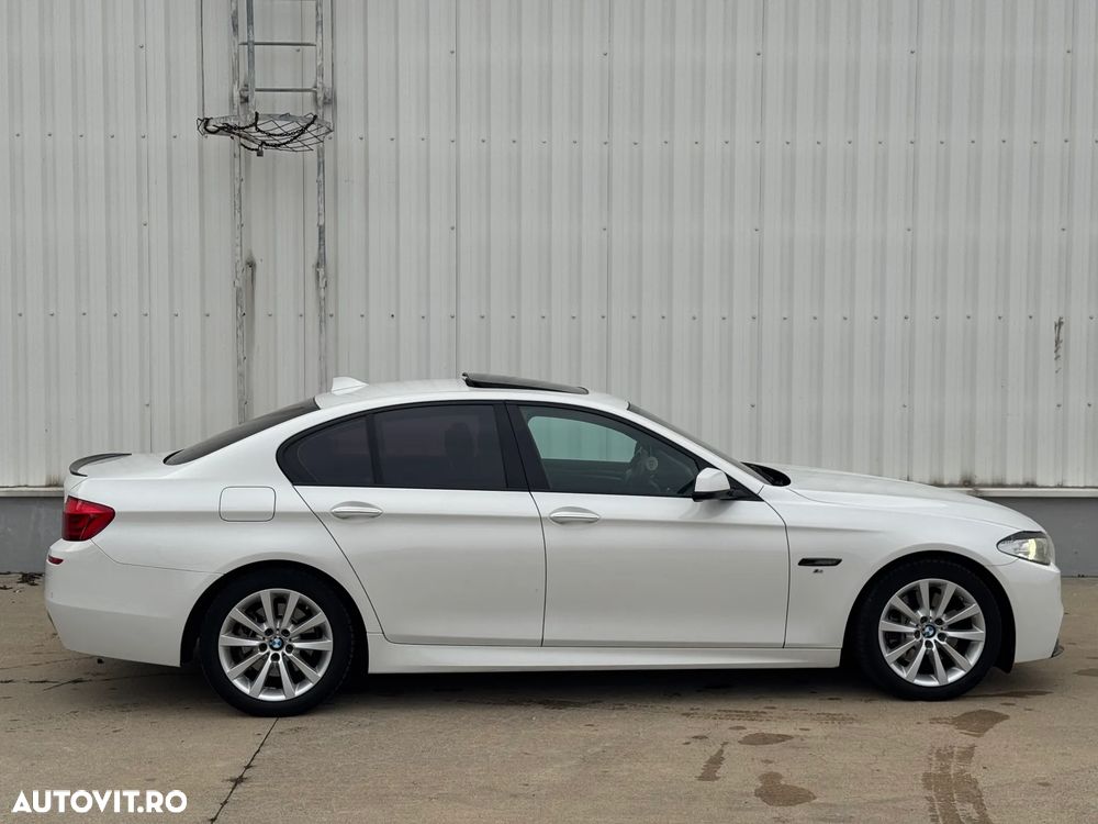 BMW Seria 5 525d Sport-Aut. - 7