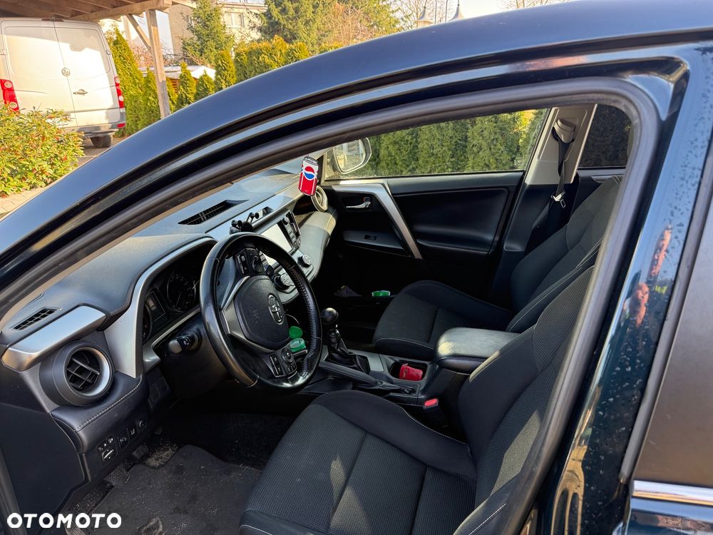 Toyota RAV4 2.0 D-4D Premium 4x2 - 9