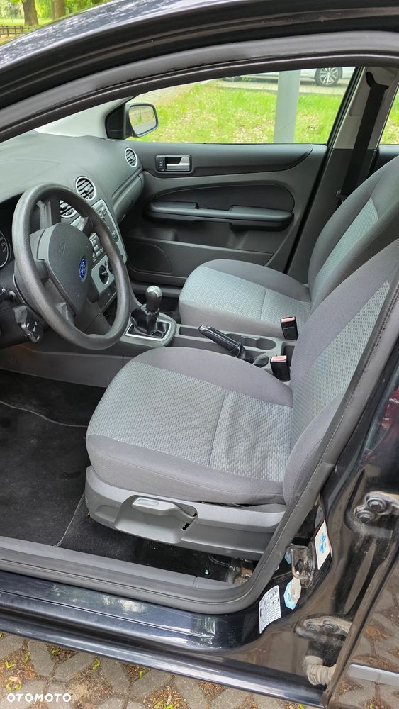Ford Focus - 18