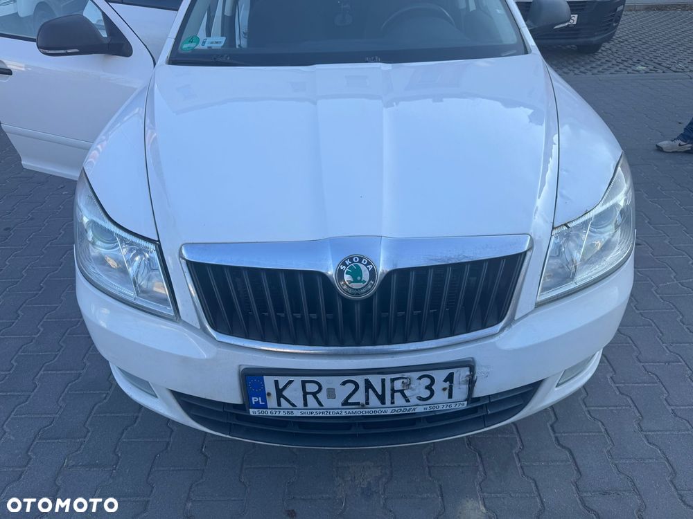 Skoda Octavia 1.6 TDI DPF Ambition - 2