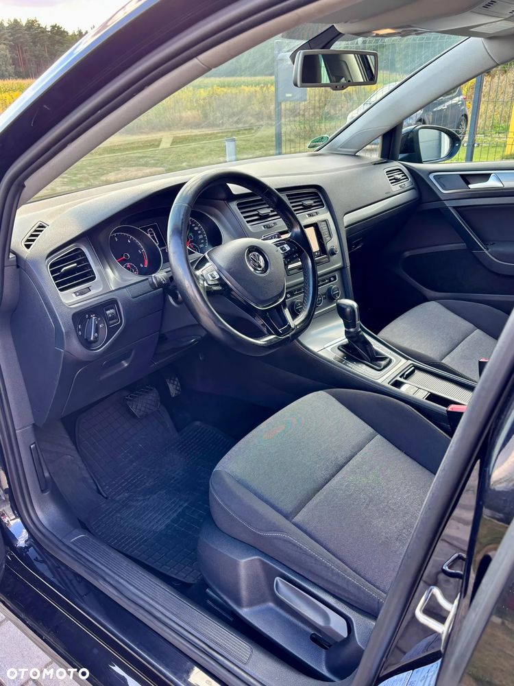 Volkswagen Golf 1.6 TDI Trendline DSG - 5