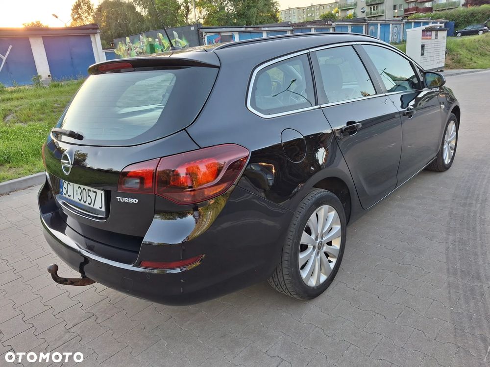 Opel Astra 1.4 T Sport - 11