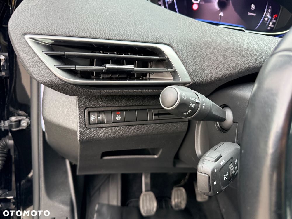 Peugeot 5008 1.5 BlueHDi Allure S&S - 34