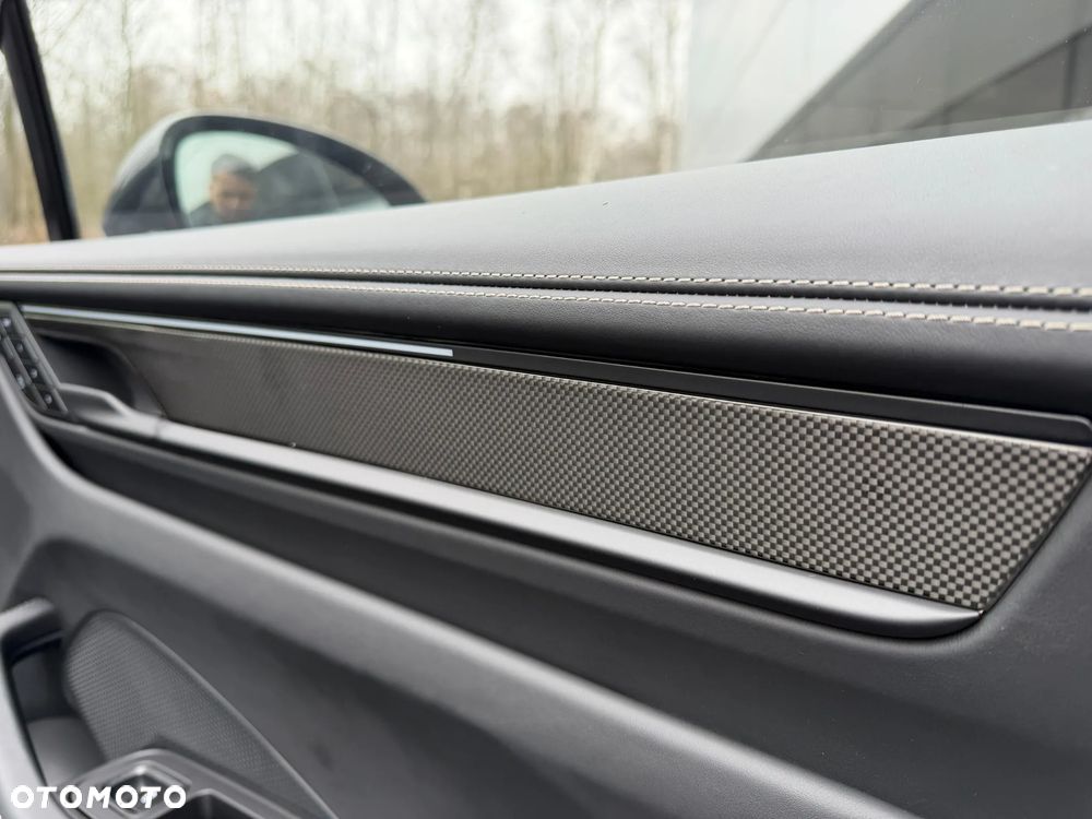 Porsche Macan - 23
