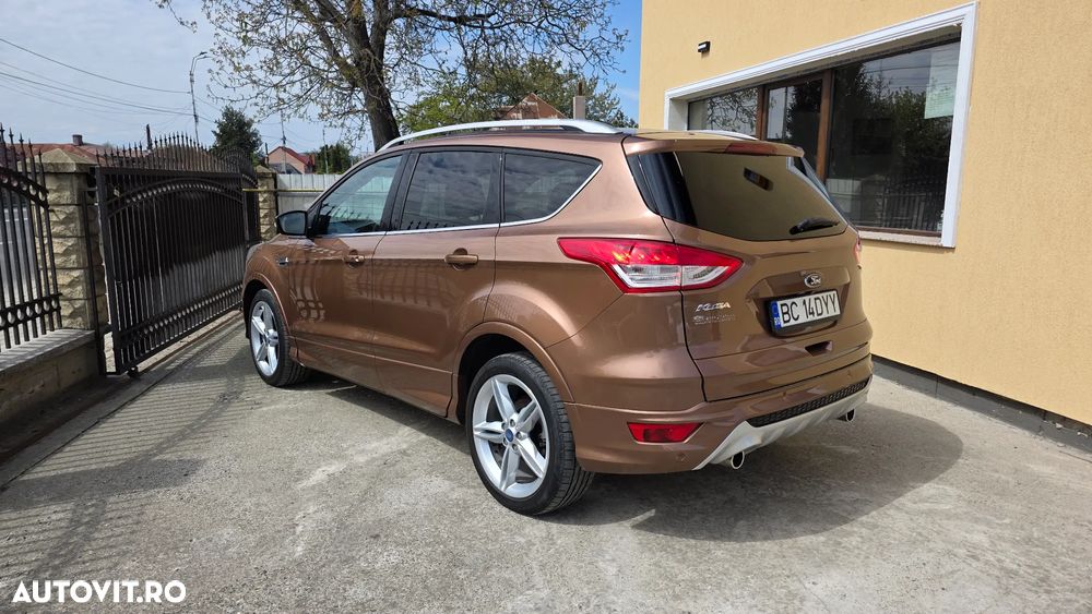 Ford Kuga 2.0 TDCi 4x4 Aut. Individual - 4