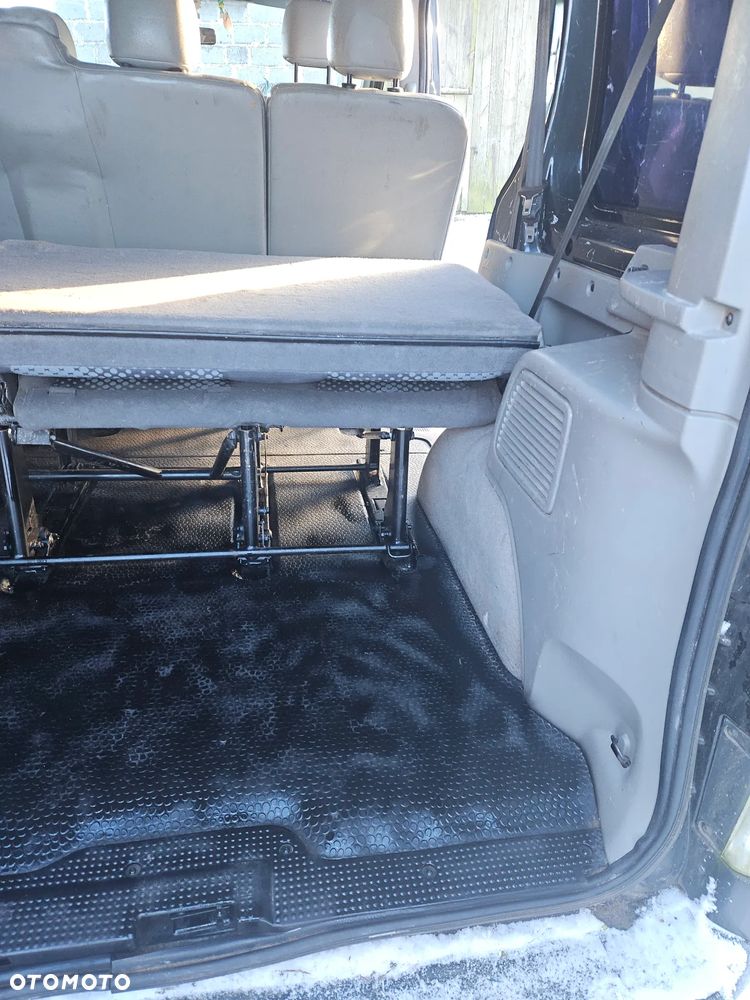 Renault Trafic L1H1 Passenger Quickshift - 17