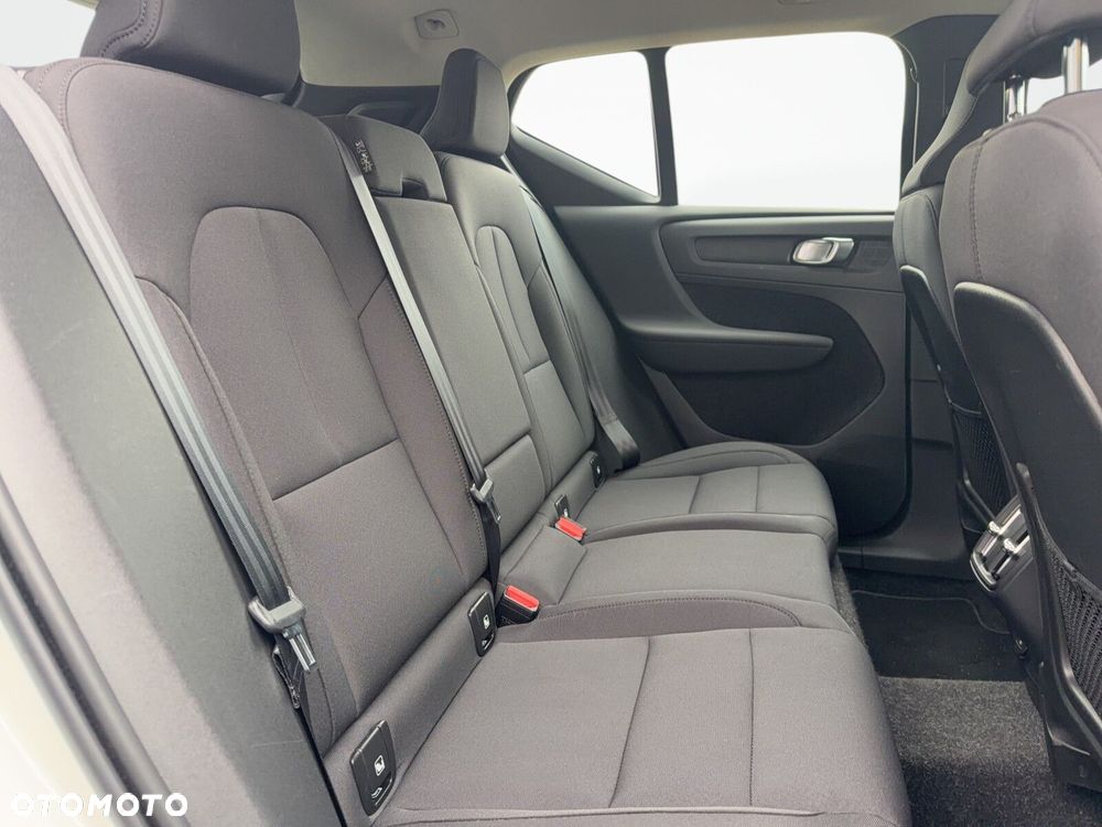 Volvo XC 40 - 19