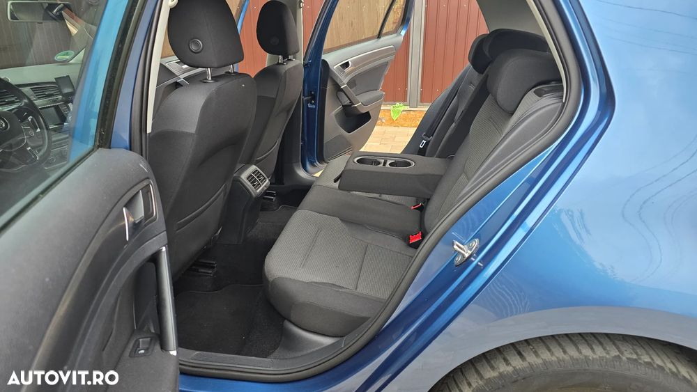 Volkswagen Golf 1.6 TDI BlueMotion Technology DPF Comfortline - 19