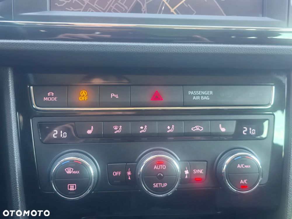 Seat Leon Sportstourer 2.0 TDI Start&Stop FR - 19