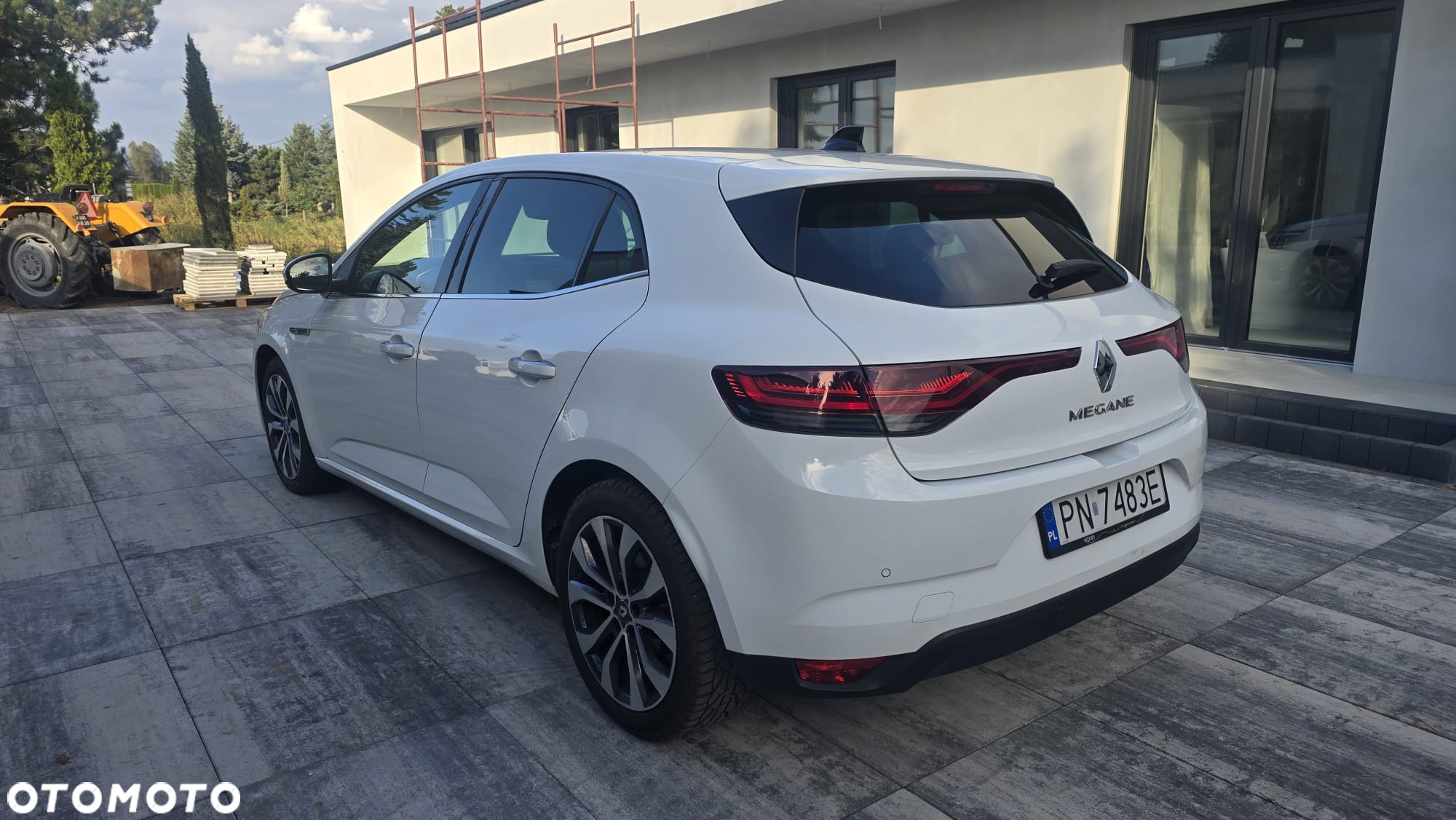 Renault Megane 1.3 TCe Intens EDC - 6