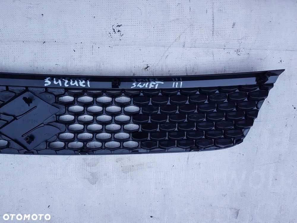 grill atrapa zderzaka 71741-73k0 suzuki swift iii mk6 2005–2010 - 6
