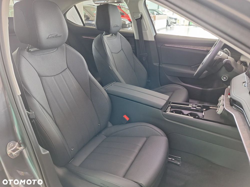 Skoda Superb 2.0 TSI L&K DSG - 29