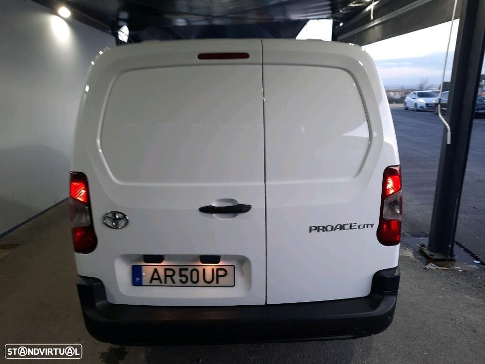 Toyota PROACE CITY 3 LUG. CX.6V. - 6