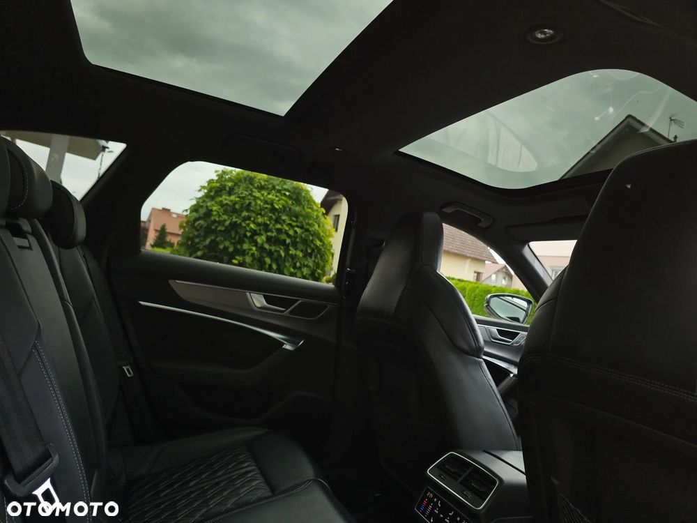 Audi S6 Avant - 16
