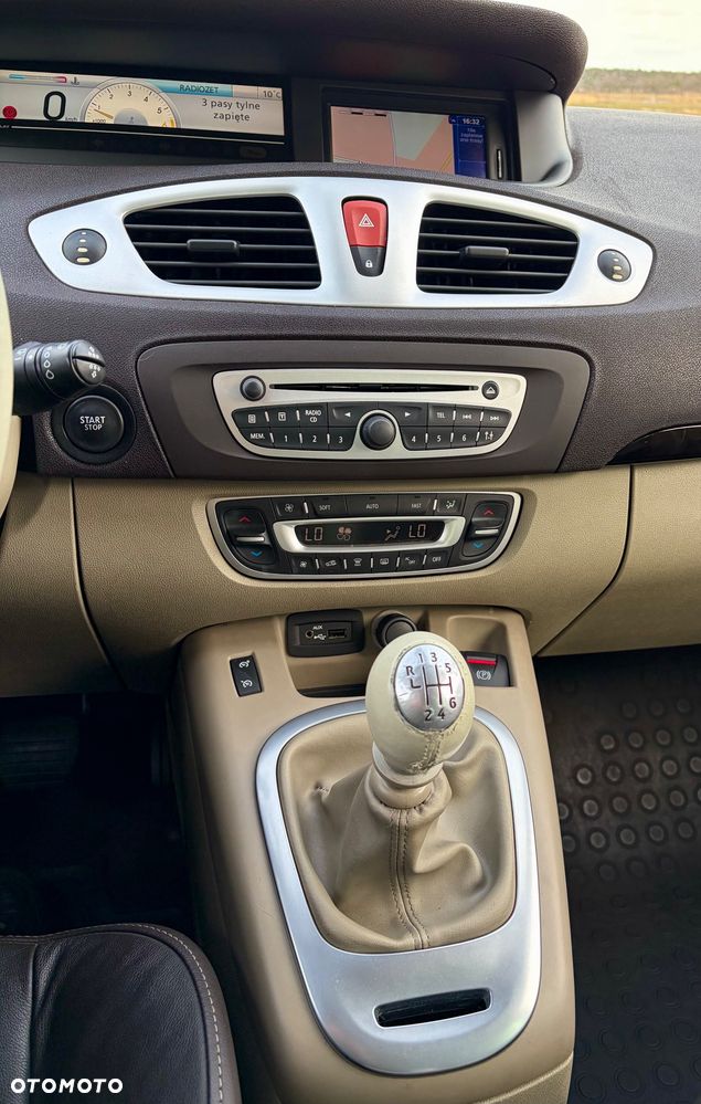 Renault Scenic 1.9 dCi Luxe Privilege - 15