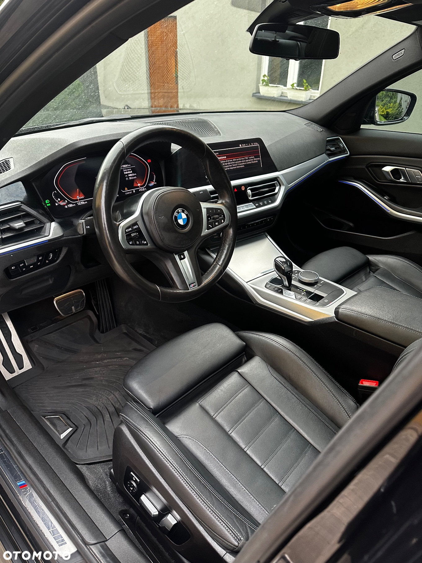 BMW Seria 3 330i xDrive M Sport sport - 30