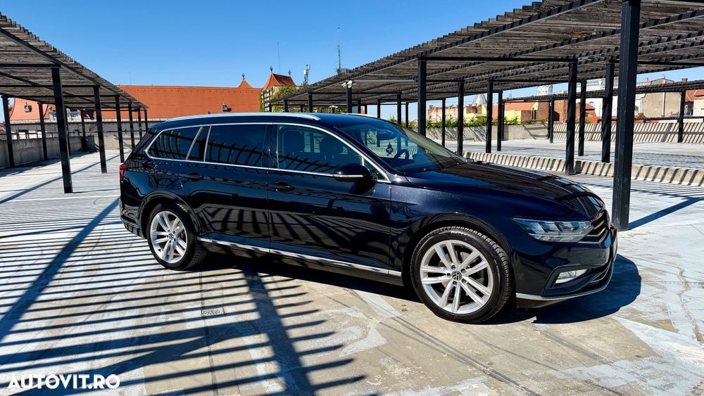 Volkswagen Passat 2.0 TDI SCR DSG Trendline - 2