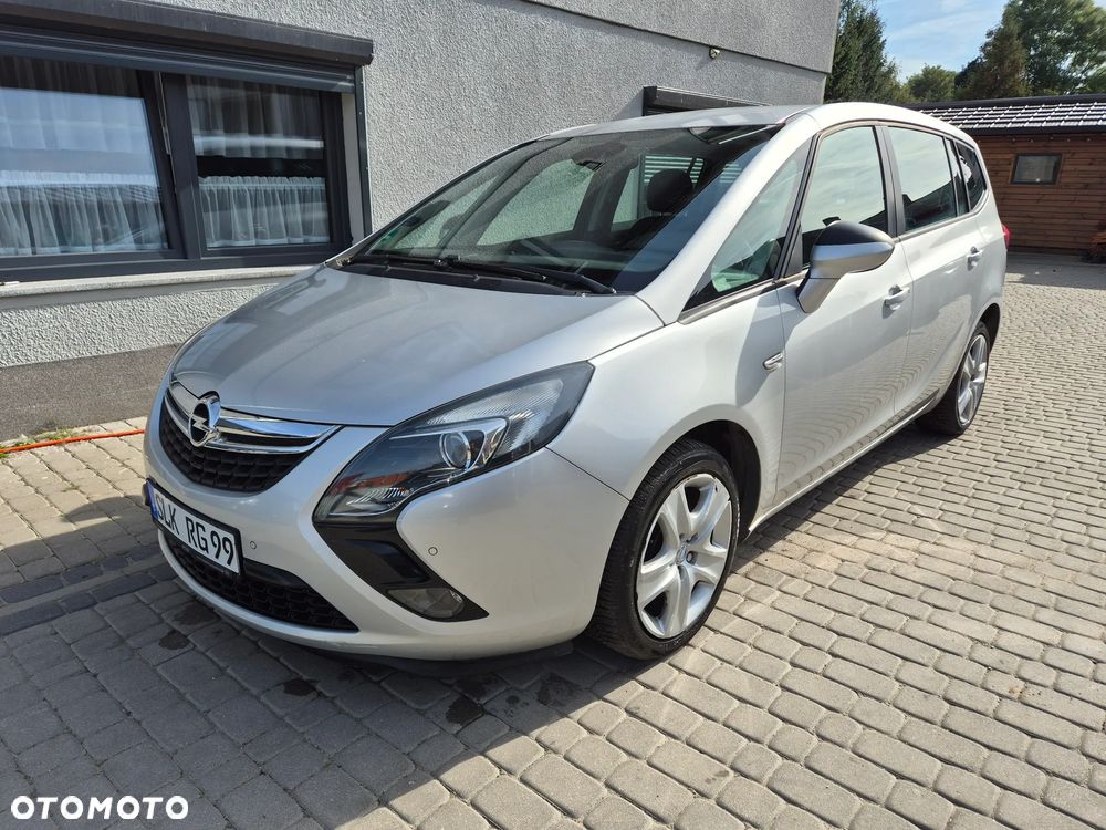 Opel Zafira - 1