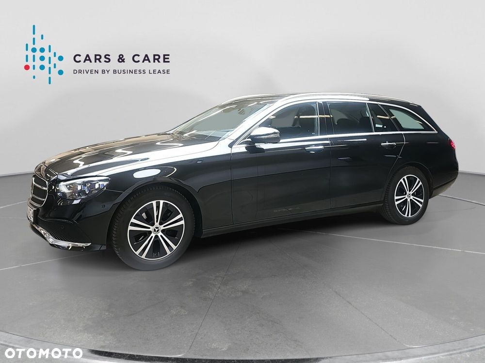 Mercedes-Benz Klasa E 220 d 4-Matic - 23