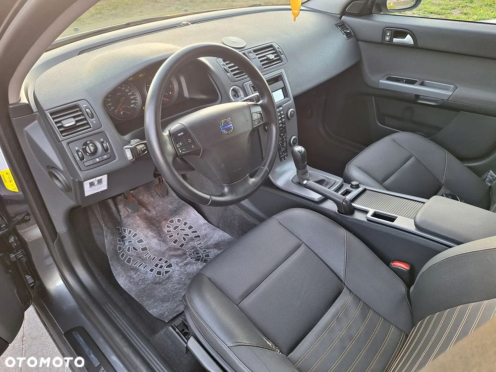 Volvo S40 1.8 Momentum - 17