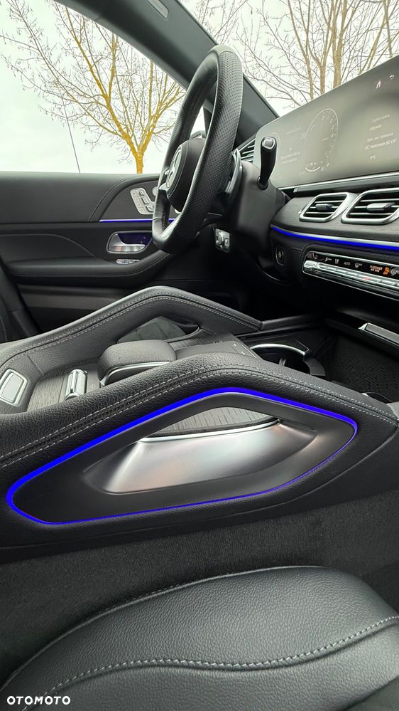 Mercedes-Benz GLE - 31