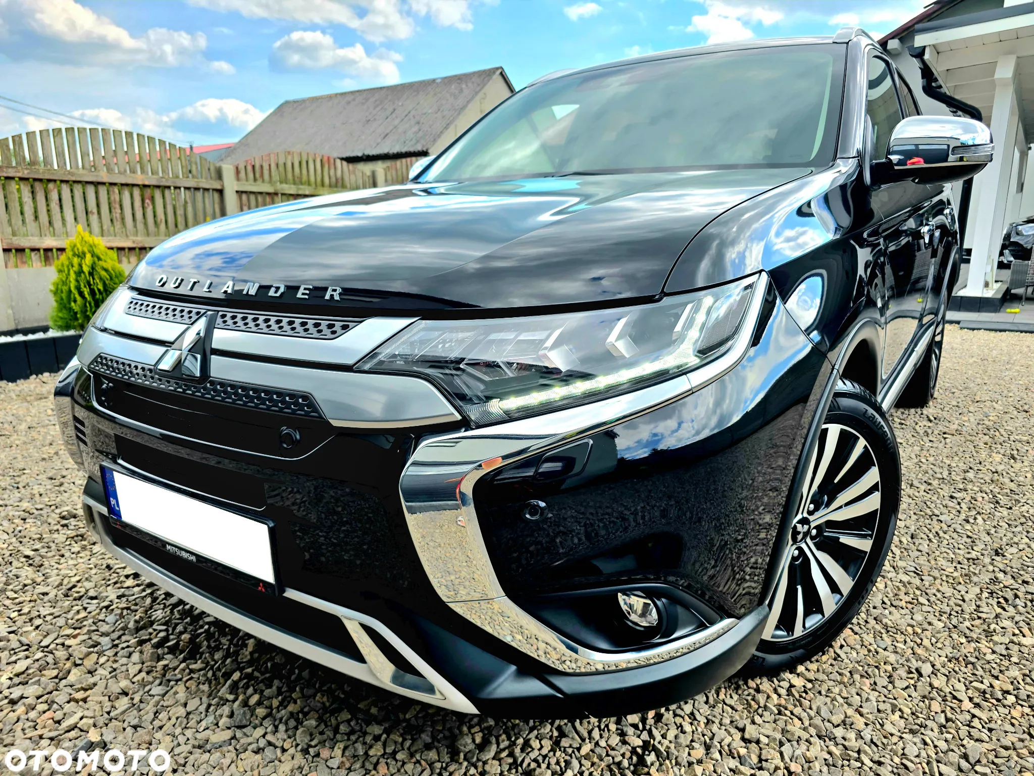 Mitsubishi Outlander 2.0 Instyle + 4WD CVT - 6