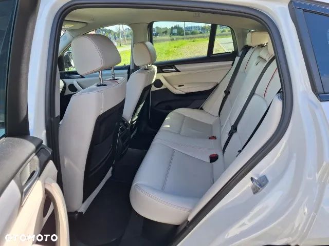 BMW X4 xDrive20d xLine - 9