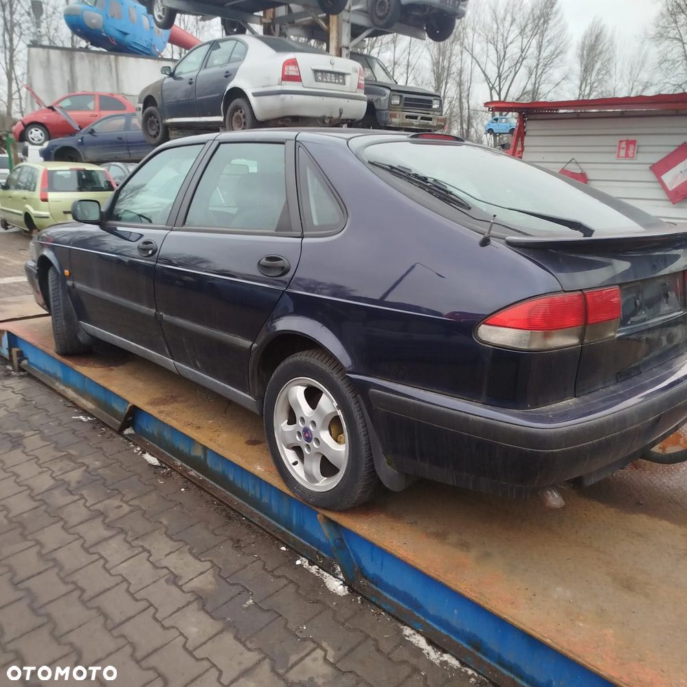 Saab 93 na części . - 8