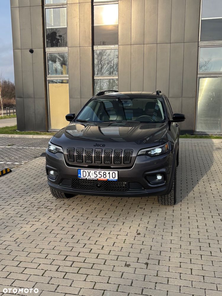 Jeep Cherokee - 3