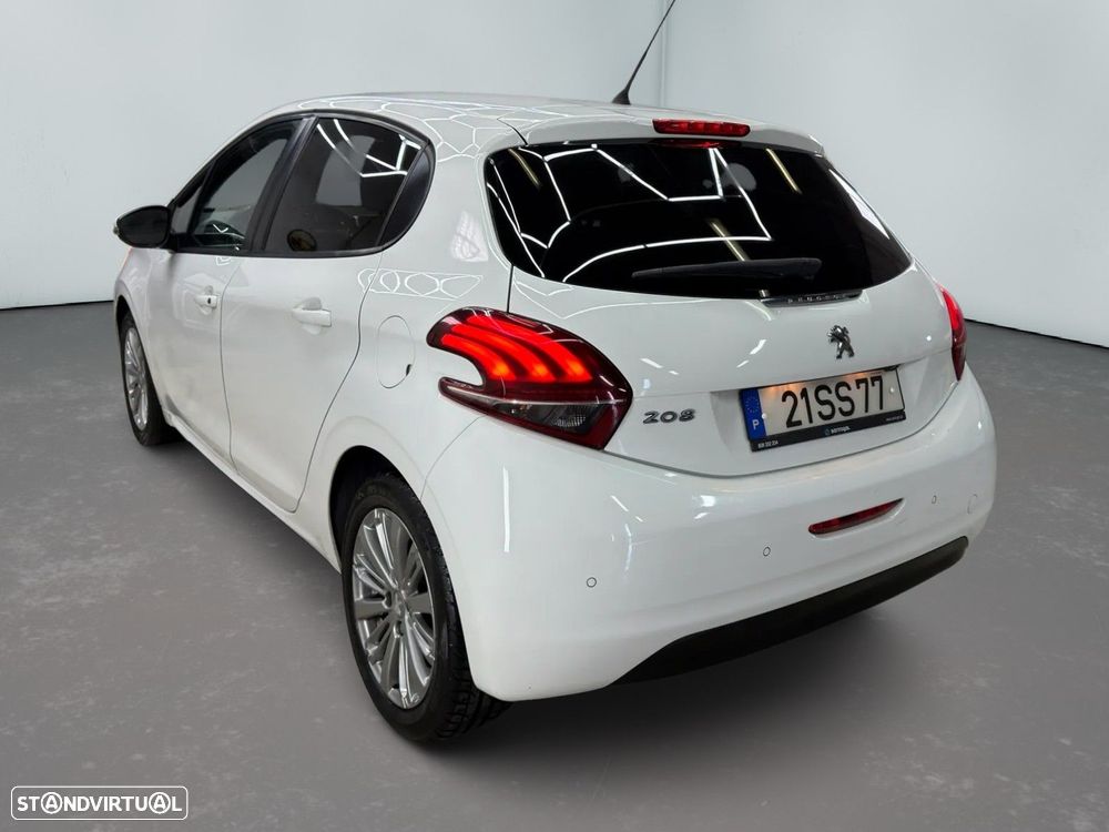 Peugeot 208 1.6 BlueHDi Style - 4