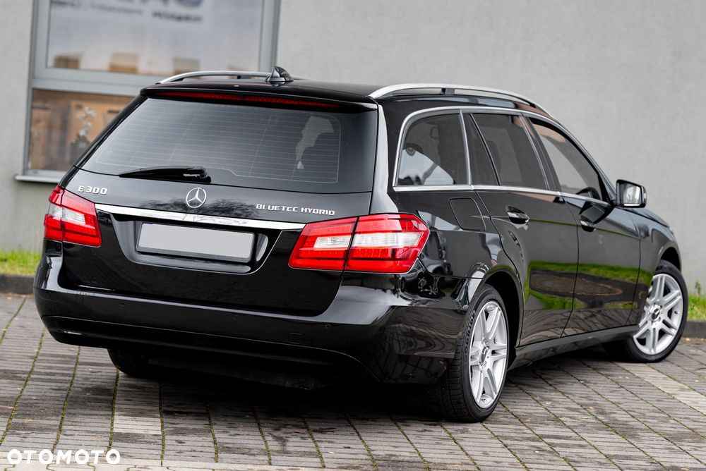 Mercedes-Benz Klasa E 300 BlueTEC HYBRID 7G-TRONIC Avantgarde - 7