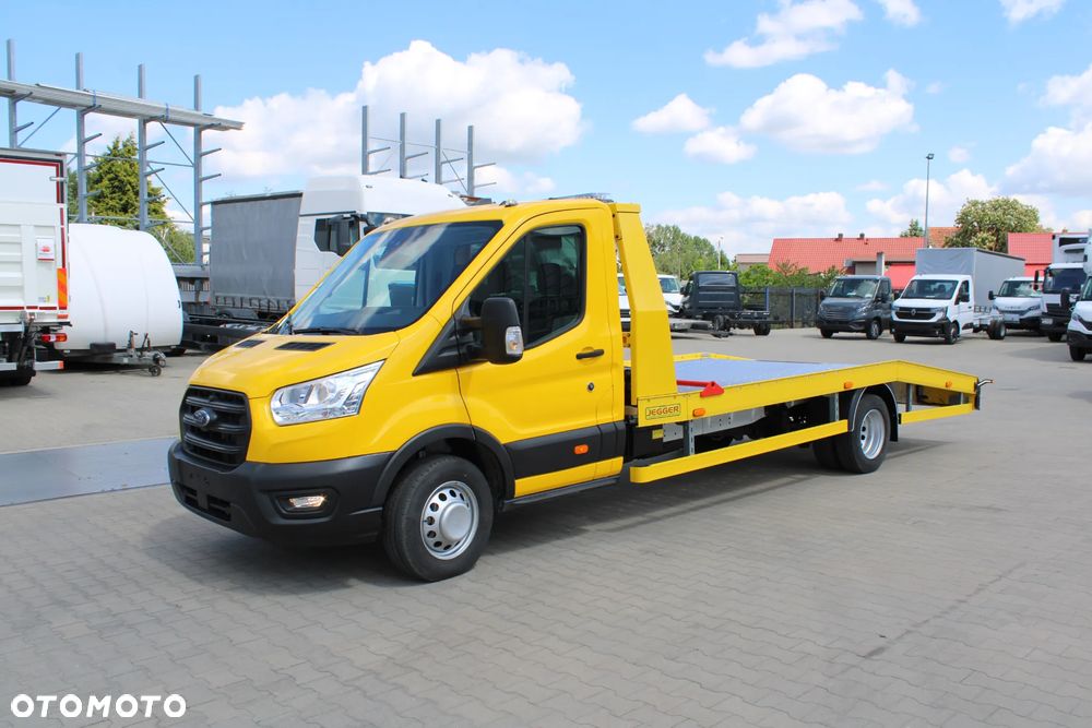 Ford Transit - 1