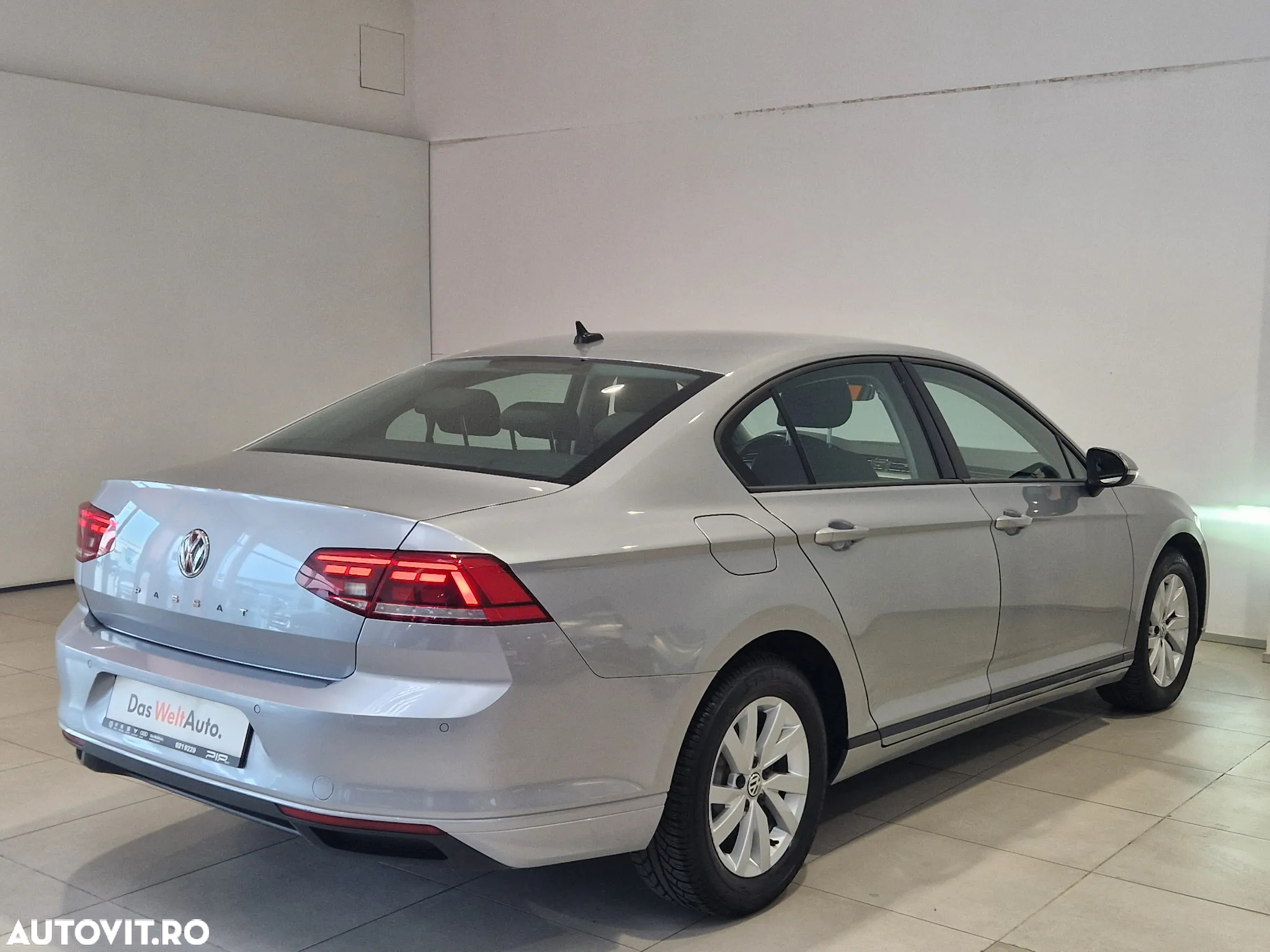 Volkswagen Passat 1.5 TSI ACT DSG Advance - 7