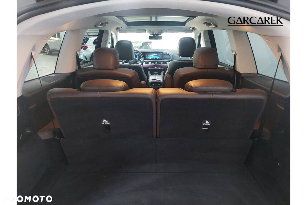 Mercedes-Benz GLS - 17