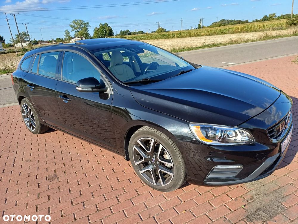 Volvo V60 T5 Drive-E Dynamic Edition (Momentum) - 6