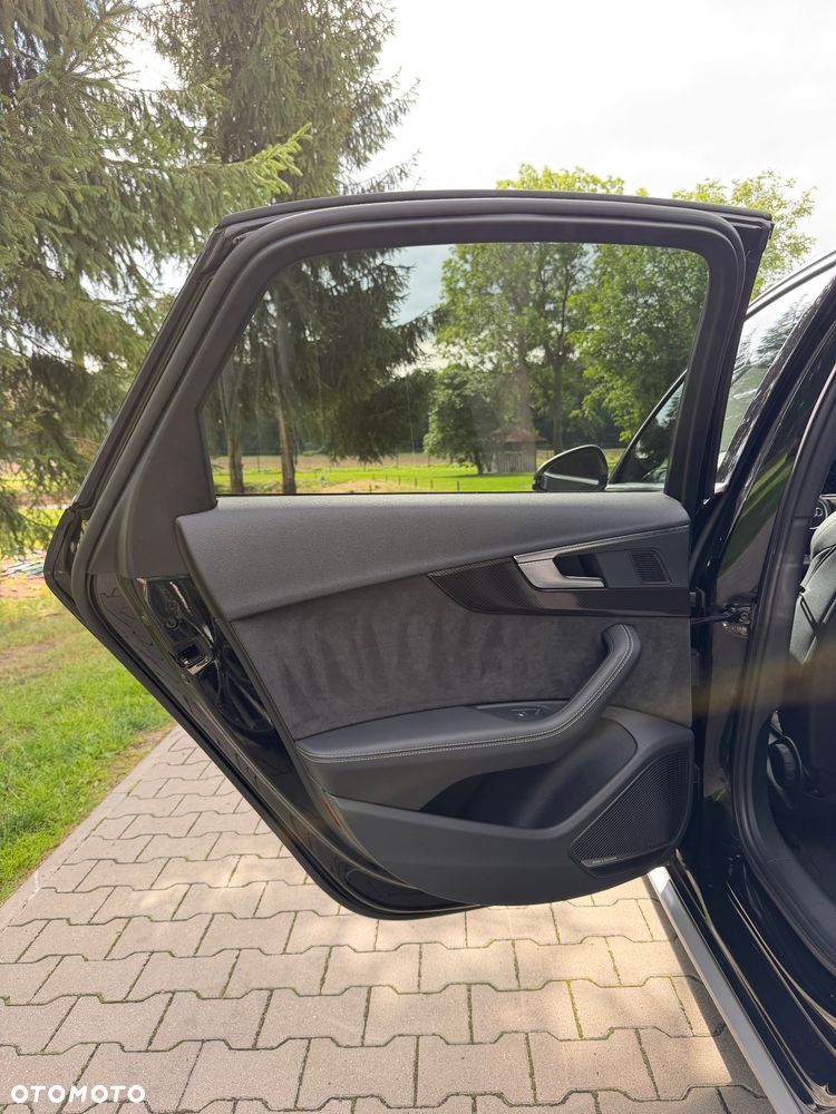 Audi A4 Limousine 40 TDI S Line S tronic - 32