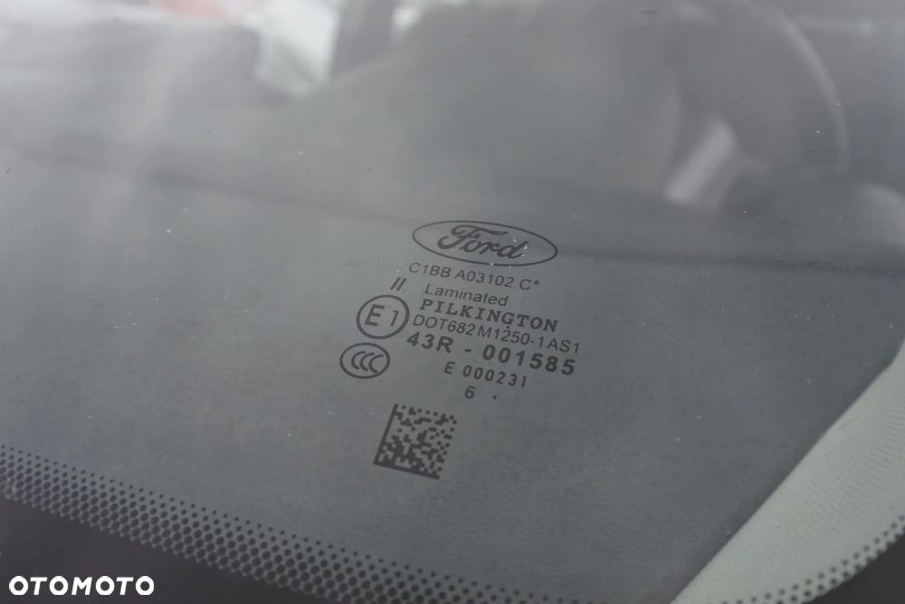 Ford Fiesta 1.0 EcoBoost S&S TITANIUM - 29